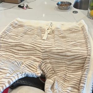 Barefoot dreams joggers